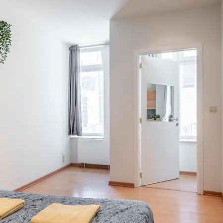 Antwerp Authentic City Center Apartments Exterior photo