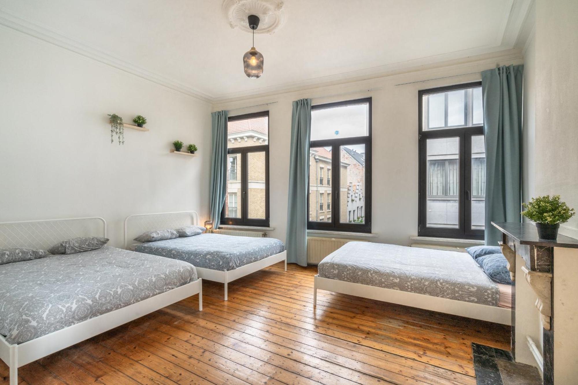 Apartment Authentic Center *